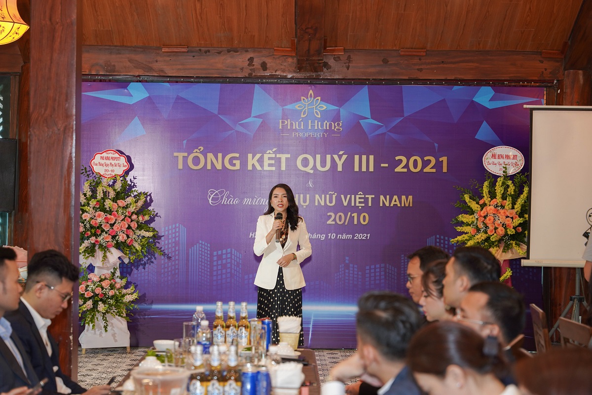 Tổng Giám Đốc - Nguyễn Thùy Dung phát biểu tổng kết Quý III/2021